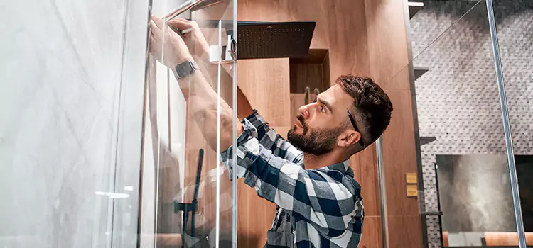 Replace Shower Doors with Frameless Dinuba