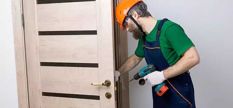 Replace Internal Door Handle with Lock Dinuba